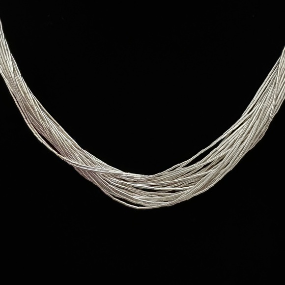 Vintage Native American Liquid Silver Multi Strands Sterling Silver Necklace - Picture 5 of 10